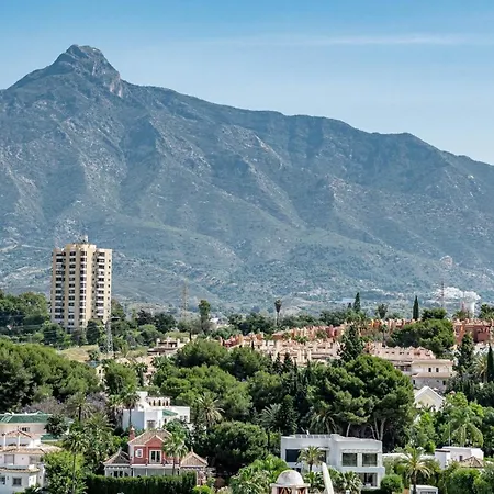 Spacious 2 Bedroom In Puerto Banus With A Private Terrace And Mountain Views * Marbella