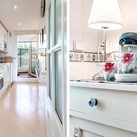 Spacious 2 Bedroom In Puerto Banus With A Private Terrace And Mountain Views *