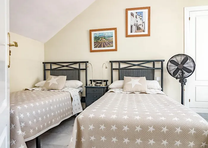 Spacious 2 Bedroom In Puerto Banus With A Private Terrace And Mountain Views