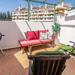 Spacious 2 Bedroom In Puerto Banus With A Private Terrace And Mountain Views Διαμέρισμα Μαρμπέλλα