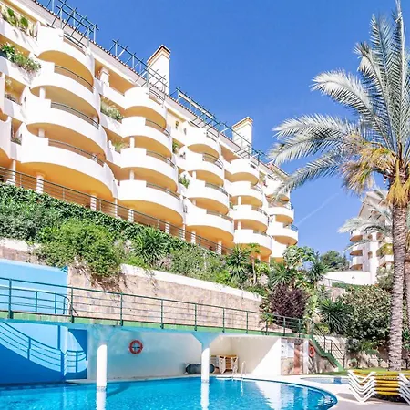 Spacious 2 Bedroom In Puerto Banus With A Private Terrace And Mountain Views * Marbella