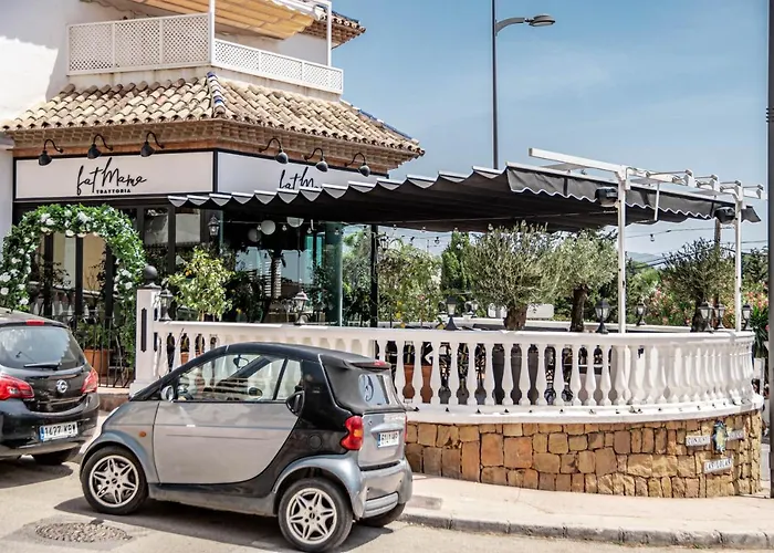 Spacious 2 Bedroom In Puerto Banus With A Private Terrace And Mountain Views Apartmán *